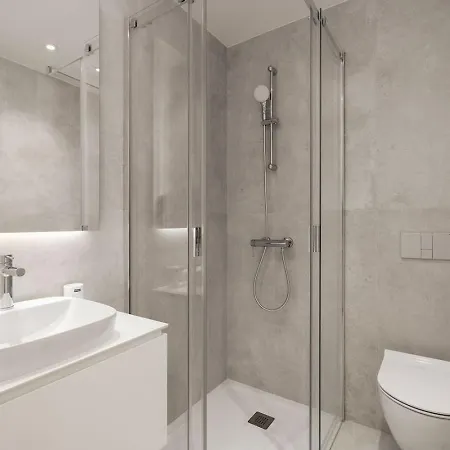 Brenia Luxury 3 Bedrooms Near And Old Town *